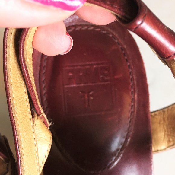 New! Frye Grace T strap leather platform sandal - Picture 5 of 13